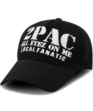 Het merk Local Fanatic staat bekend om zijn tijdloze uitstraling. Neem bijvoorbeeld dit item uit de nieuwe collectie van Local Fanatic. Geschikt voor elke gelegenheid en nu beschikbaar bij V&D!
Maak je outfit compleet met deze cap van LF Amsterdam. Deze  cap is voor volwassenen en zit heerlijk voor dagelijks gebruik. Het is “one-size”, is aan te passen aan de achterkant. Aan de voorkant van de pet vind je 3D-borduur tekst “2PACK”. - <p><strong>Specificaties:<br /></strong>- Baseball Cap Heren 2PACK<br />- Kleur: Zwart<br />- Code: LF-CAP-6345<br />- Patroon: 3D-borduur<br />- Seizoen: N.O.O.S.<br />- Materiaal: 100% Katoen<br />- Beschikbare maten: One-Size</p>