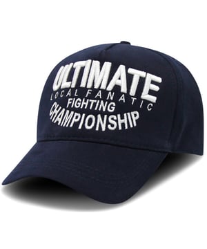  Helemaal bij de tijd met deze musthave van Local Fanatic   Topkwaliteit zoals je van Local Fanatic gewend bent  Uit de nieuwste collectie en nu beschikbaar voor jou!
Maak je outfit compleet met deze cap van LF Amsterdam. Deze  cap is voor volwassenen en zit heerlijk voor dagelijks gebruik. Het is “one-size”, is aan te passen aan de achterkant. Aan de voorkant van de pet vind je 3D-borduur tekst “Ultimate Fighting Championship ”. - <p><strong>Specificaties:<br /></strong>- Baseball Cap Heren Ultimate UFC<br />- Kleur: Navy<br />- Code: LF-CAP-6437<br />- Patroon: 3D-borduur<br />- Seizoen: N.O.O.S.<br />- Materiaal: 100% Katoen<br />- Beschikbare maten: One-Size</p>