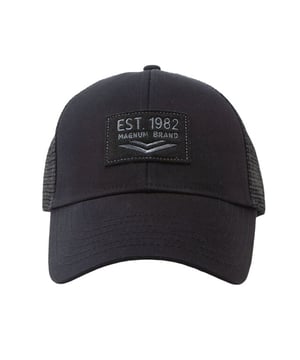 
70% Katoen, 30% Polyester. Ontwerp: Logo. Knoop bovenaan, Gebogen rand, Panelen van gaas, Paneel.