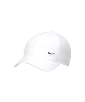 
Upgrade je Swoosh-stijl naar een hoger niveau met deze halfhoge, ongestructureerde Club-pet. Met zijn gebogen klep en het metalen Swoosh-logo biedt deze pet een strakke afwerking voor je look. Het gebruik van zweetafvoerend materiaal houdt je koel en comfortabel, zodat je optimaal kunt genieten van warm en zonnig weer.
 
 Belangrijke productdetails:
 
     Weergegeven kleur: Wit/Metallic Silver
     Stijl: FB5372-100
 
 Kies voor deze pet en voeg een stijlvolle touch toe aan je outfit, terwijl je tegelijkertijd profiteert van comfort en functionaliteit. Of je nu buiten sport, op een zonnige dag gaat wandelen of gewoon je stijl wilt accentueren, deze pet is de perfecte aanvulling. Ga voor stijl en comfort met Nike!