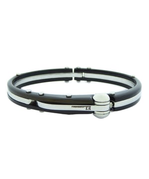 Nu extra voordelig in onze Armbanden outlet, dit hippe item uit onze Christian sale! Laatste maten dus ben er snel bij want op=op!
 Merk  Christian      Materiaal  Edelstaal      Materiaal slot  Staal      Kleur  Zwart en grijs      Lengte  19 cm      Model  Modern      Voor  Dames, Heren      EAN  8719699115736