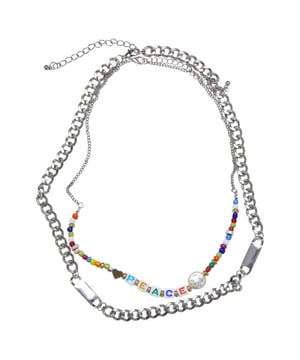 
90% ijzer, 10% kunststof. Stoepketting. Bevestiging: Sluiting. Ontwerp: Kralen, Tekst. Verpakking: Displayverpakking.