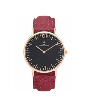 Nu in de sale: dit Kapten & Son item voor een zeer lage uitverkoopprijs in onze Kapten & Son outlet!
 Merk  Kapten en Son      Materiaal  Stainless Steel 316L      Serie  Campina      Horlogekast  36 mm      Dikte  7 mm      Waterdichtheid  5 ATM      Kleur band  Bordeaux      Band  Canvas      Breedte band  18 mm      Glas  Mineral crystal      Beweging  Ronda 762      Voor  Dames      EAN  4251145201777