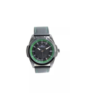 
Giorgio & Dario – Herenhorloge Groen – Analoog – Leren band – Art.nr. GD220208YEL

 Op zoek naar een stijlvol én betaalbaar herenhorloge? Dit analoge horloge van Giorgio & Dario is een sportieve en elegante keuze voor elke man. De ronde kast in metallic uitvoering geeft het horloge een moderne, luxe uitstraling, terwijl de donker antracietkleurige leren band zorgt voor een comfortabele en tijdloze pasvorm.

 De opvallende wijzerplaat met subtiele streepjes in plaats van cijfers maakt dit horloge uniek, zonder in te leveren op draagbaarheid. Dankzij de klassieke gespsluiting is het horloge eenvoudig om en af te doen. Dit horloge toont alleen de tijd – puur, stijlvol en overzichtelijk.

  Herenhorloge van Giorgio & Dario