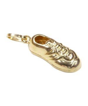 Dit item van Christian vind je nu in de uitverkoop in onze Christian outlet!
Merk  Christian      Materiaal  14 karaat geel goud      Type hanger  Voetbalschoen      Geslacht  Jongen, meisje      Afmetingen  21 x 9 mm      Voor  Dames, Heren      EAN  8719878006107
