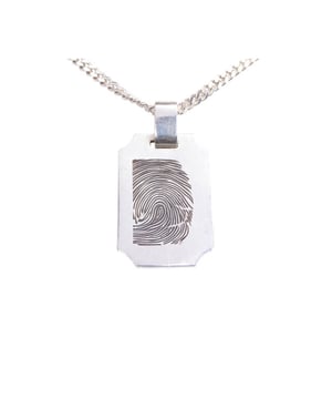 Altijd in de Christian uitverkoop op V&D. Dit item koop je nu met flinke korting in de Christian outlet!
Merk  Christian      Materiaal  Zilver 925 Sterling      Type hanger  Fingerprint      Afmetingen  20 x 15 mm      Detail  Handgemaakt      Voor  Dames, Heren      EAN  8719878005650    Elke fingerprint mogelijk