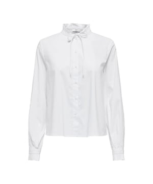 
Blouse met een knoopsluiting aan de voorzijde, lange volumineuze mouwen, mouwuiteinden met een knoopje en ruches aan de uiteinden van de mouwen.Extra details Lange mouwen, Knoopsluiting aan de voorkant Rushes uiteinden mouw Opstaande kraagMateriaal:72% Katoen  24% Polyester  4% ElastaanWasvoorschrift:Machinewas max. Fijnwas 30 graden Celsius. Niet in droger