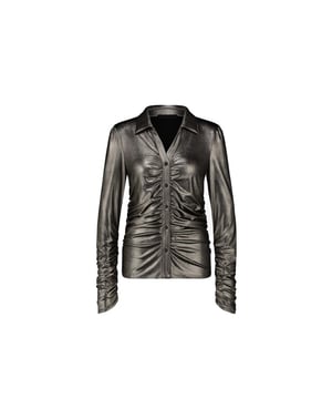 
De Luisa Blouse (SMBF724134) van JANE LUSHKA is een blouse met klassiek kraagje, doorknoopsluiting en lange mouwen. De blouze heeft gesmoqte details aan de binnenzijde van de mouwen, aan de zijkant en bij de knoopsluiting. Dit model heeft een aangesloten pasvorm, valt op de heup en is uitgevoerd in de kleur Gold Shiny. <br /><br />De glimmende stof is gemaakt van Polyesyter en Elastaan.