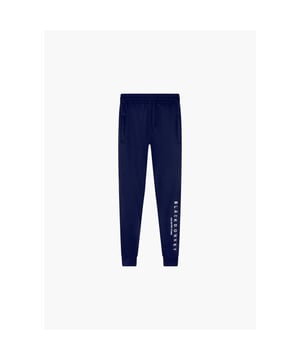 
De Athena Pants in de kleur navy blauw en wit is perfect te combineren met de bijpassende Athena Hoodie. Je kan deze broek vrijwel bij iedere gelegenheid dragen. De broek zit comfortabel en het ademt goed, dat maakt de aanschaf van deze broek een prima investering, naast het feit de broek ook nog eens heerlijk zit. De broek heeft een 2 Luxe metalen koordsluitingen en heeft aan de zijkant een gedrukte design. Deze pants is gemaakt voor 100% katoen.