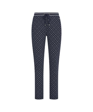 
95% cotton 5% elastane