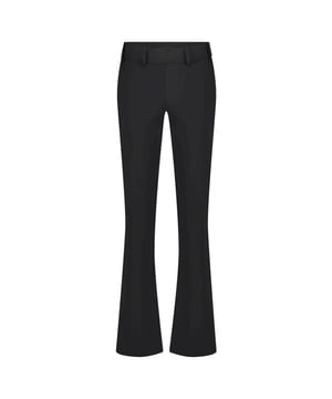 
LADY DAY Poppy Flared vind je nu op To Be Dressed. Prachtig en uniek item van premium travelkwaliteit en gemaakt van de volgende materialen: 80%pa/20%el. De broek Poppy is een flared model. De achterzijde van de tailleband is voorzien van elastiek en heeft rondom riemlussen. Het item heeft steekzakken voor en klepzakken achter. 

Pasvorm (maat S): 
Binnenbeenlengte: 33 INCH/83,82 cm

Stofsamenstelling: 80% polyamide 20% elastaan