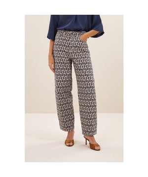 
<p>Ontdek de lew paris cheetah pants, waar stijl en comfort samenkomen! Deze casual hoge taille broek heeft een losse pasvorm en is gemaakt van biologisch katoen. Deze duurzame broek heeft vijf zakken en is perfect voor elke gelegenheid. Voeg flair toe aan je garderobe met deze must-have!</p>
<ul>
<li>hoge taille</li>
<li>nieuwe print</li>
<li>organisch katoen</li>
</ul><br>Kleur: paris cheetah <br>
Materiaal: 100% organic cotton<br>
model info: 178 centimeter, draagt maat xs<br>
fit: losse pasvorm