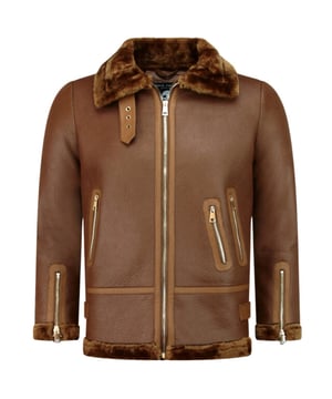 Nu extra voordelig in onze Dames Jassen Outlet outlet, dit hippe item uit onze Z-design sale! Laatste maten dus ben er snel bij want op=op!
Deze Imitatie Lammy Coat Dames  winterjas is ook verkrijgbaar in verschillende kleuren, maar wilt u een jas die u altijd kunt dragen? Dan kiest u voor het bruin design. Bovendien is deze jas ook echt heerlijk warm! - <p><strong>Productinformatie:</strong></p>
<ul>
<li>Imitatie Lammy Coat Dames</li>
<li>Heeft een bruine kleur</li>
<li>Gemakkelijk met andere outfits te combineren</li>
<li>Comfortabel en warm model, perfect voor de winter</li>
<li>Kort model met een normale pasvorm</li>
<li>Het materiaal bestaat uit 100% polyester</li>
<li>De voering bestaat uit 100% polyester</li>
<li>Heeft een rits als sluiting</li>
<li>Het model heeft twee jaszakken en géén binnenzak</li>
<li>Breng hem naar de stomerij voor een maximale levensduur</li>
<li>Kan ook gewassen worden op 30 graden</li>
<li>Verkrijgbaar in de maten  S – M – L – XL - XXL</li>
</ul>