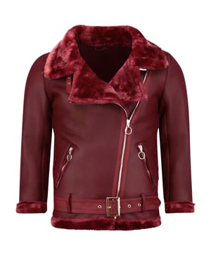 Dit artikel van Z-design scoor je nu in de uitverkoop op V&D in onze online Z-design outlet!
Deze Imitatie Lammy Coat Dames  winterjas is ook verkrijgbaar in verschillende kleuren, maar wilt u een jas die u altijd kunt dragen? Dan kiest u voor het bordeaux design. Bovendien is deze jas ook echt heerlijk warm! - <p><strong>Productinformatie:</strong></p>
<ul>
<li>Imitatie Lammy Coat Dames</li>
<li>Heeft een bordo kleur</li>
<li>Gemakkelijk met andere outfits te combineren</li>
<li>Comfortabel en warm model, perfect voor de winter</li>
<li>Baggy model met een normale pasvorm</li>
<li>Het materiaal bestaat uit 100% polyester</li>
<li>De voering bestaat uit 100% polyester</li>
<li>Heeft een rits als sluiting</li>
<li>Het model heeft twee jaszakken en géén binnenzak</li>
<li>Breng hem naar de stomerij voor een maximale levensduur</li>
<li>Kan ook gewassen worden op 30 graden</li>
<li>Verkrijgbaar in de maten  S – M – L – XL - XXL</li>
</ul>