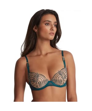 
BH 1/2 cup balconette Hypnolove


 * Voorgevormde push-up bh
 * Geborduurde details
 * Gewatteerd
 * Beugel
 * Prachtige banddetails
 * Verstelbare bandjes
 * Traditionele haak- en oogsluiting
 * Geschulpte randen
 * Stip tule mesh
 * Bijpassende coördinaten beschikbaar
 * Land van herkomst: Tunesië
 * Samenstelling cupborduurwerk: 63% polyester | 24% Polyamide | 13% Elastaan
 * Samenstelling voering: 100% polyester
 * Samenstelling tule: 77% Polyamide | 23% Elastaan