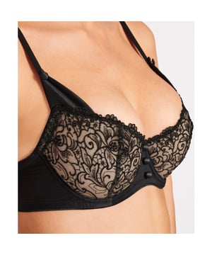
Aubade Miss Karl Balconette Bh UCF14

 | Materiaal info: 45% polyester 40% polyamide 15% elastaan | Wasinstructie: Handwas niet geschikt voor de droger