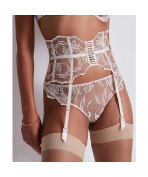 
Taille Jarattel Season Of Love