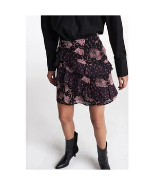 
Kleur: Scarlet red<br>
Materiaal: 100% cotton<br>
Het model is 173cm en draagt een maat S