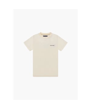 
De Aura T-Shirt in de kleur cream en zwart is perfect te combineren bij elke outfit. Je kunt de T-Shirt vrijwel bij iedere gelegenheid dragen. Het zit comfortabel en het ademt goed, dat maakt de aanschaf van de kordaat t-shirt een prima investering, naast het feit dat de T-Shirt ook nog eens heerlijk zit. De Aura T-Shirt is gemaakt van is gemaakt van 100% katoen materiaal en is ontworpen met een bedrukte design op de achterzijde en voorzijde.