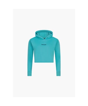 
Stijl ontmoet comfort in onze Cream Crop Top Hoodie, een must-have voor elke moderne fashionista. Met zijn flatterende cropped lengte en luxueuze mintgroen kleur is deze hoodie een veelzijdige toevoeging aan je garderobe, perfect voor zowel ontspannen dagen thuis als trendy streetstyle looks.