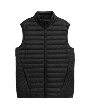 
100% Polyester. Ontwerp: Logo, Quilted. Stoftechnologie: Waterafstotend. Kinbeschermer, elastisch armsgat, stormflap aan de binnenkant. Mouwtype: Mouwloos. Halslijn: Staande Kraag. Zakken: 2 Zijzakken, Rits. Bevestiging: Volledige ritssluiting. S: 37,5 in. M: 40 in. L: 42,5 in. XL: 45 in. XXL: 47 in.