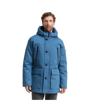 
Man casual arctic parka
