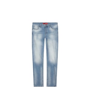 
Deze Monaco Denim Regular-Fit Jeans valt normaalEen klassieke jeans zonder poespasDe jeans is gemaakt van 100% katoenOns model draagt maat 32