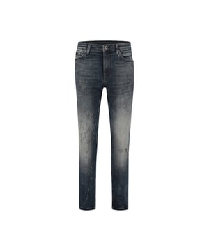 
Deze trendy blauwe denim jeans van het merk Purewhite is een must-have voor elke modebewuste man. Met zijn skinny fit pasvorm zorgt hij voor een strakke en moderne uitstraling. De jeans heeft een stoere damaged look, waardoor hij perfect past bij een urban en edgy stijl. De mix van 93% katoen, 5% polyester en 2% elastaan zorgt voor een comfortabele en flexibele fit, waardoor deze jeans zowel geschikt is voor een casual als een meer geklede look. Met deze jeans van Purewhite ben jij helemaal klaar voor elke gelegenheid. Bestel hem nu bij NummerZestien en ervaar het zelf!