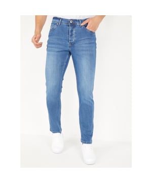 Nu dit artikel van True Rise met hoge korting in de True Rise outlet op V&D!
Heren Denim Jeans Regular Fit - DP08 - Blauw - <p><strong>Specificaties:<br /></strong>- Heren Denim Jeans Regular Fit<br />- Kleur: Blauw<br />- Artikelcode: DP08<br />- Lengte: Standaard 33<br />- Pasvorm: Regular Fit / Stretch<br />- Sluiting: Knopen<br />- Materiaal: 98% Coton, 2% Spandex<br />- Weefsel: Denimweefsel <br />- Zakken: 2 Voorzakken, 2 Achterzakken<br />- Wasvoorschrift: Machinewas 30 graden (Niet in de droger)<br />- Beschikbare maten: 29 - 30 - 31 - 32 - 33 - 34 - 36 - 38</p>