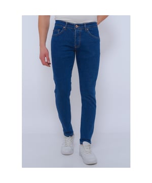 Dit hippe artikel van True Rise vind je nu in de sale op V&D in de True Rise outlet!
Nette Broeken Mannen Slim Fit -DC-057- Blauw - <p><strong>Specificaties:<br /></strong>- Nette Broeken Mannen Slim Fit<br />- Kleur: Blauw<br />- Artikelcode: D&C-057<br />- Lengte: Standaard 34<br />- Pasvorm: Slim Fit / Stretch<br />- Patroon: Nette Spijkerbroek<br />- Sluiting: Knopen<br />- Materiaal: 98% Coton, 2% Spandex<br />- Weefsel: Denimweefsel <br />- Zakken: 2 Voorzakken, 2 Achterzakken<br />- Wasvoorschrift: Machinewas 30 graden<br />- Beschikbare maten: 29 - 30 - 31 - 32 - 33 - 34 - 36 - 38</p>