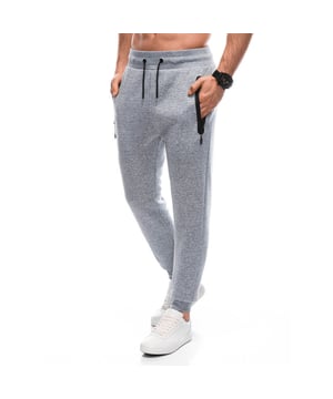
Heren joggingbroek lichtgrijs. De mannen broek is gemaakt van zachte aangename joggingstof. Ook heeft de loungebroek heren een normale pasvorm. Deze joggingbroek heren (https://italian-style.nl/heren) is ideaal voor thuis en casual gebruik.

 Pasvorm: Normal Fit
 Materiaal: 100% Polyester
 Kleur: Lichtgrijs
 Sportcategorie: Fitness
 Tailleband: Verstelbaar, elastisch
 Sluiting: Met koordsluiting
 Zakken: Met rits
 Patroon: Effen
 Details: Elastische tailleband

 Artikelnummer: FERASMO-0102-2