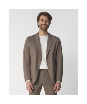 
Drykorn Marls Mix & Match Colbert combineert stijl en comfort in een elegante groene tint. Gemaakt van 65% viscose, 30% polyamide, 5% elastaan biedt het colbert optimale bewegingsvrijheid dankzij de stretch. De colbert is voorzien van een enkele rij knopen en praktische zakken. Drykorn staat bekend om zijn verfijnde designs en hoogwaardige kwaliteit, wat elk kledingstuk tijdloos maakt en geschikt voor diverse gelegenheden. - Over het merk: Drykorn vertaalt de laatste trends naar hun eigen persoonlijkheid en creëert zo telkens een unieke collectie. De slogan van het merk is dan ook ‘Drykorn for beautiful people’.