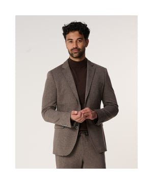 
- De items van The Blueprint vallen allemaal naar maat. Het is dus niet nodig om een maat groter of kleiner te bestellen dan je gewend bent! Over het Merk: De herenkleding van The BLUEPRINT Premium zijn stuk voor stuk musthaves in de garderobe van iedere modebewuste man. De kledingstukken zijn zowel casual als chique te dragen en hebben een mooie uitstraling. De collectie bestaat uit verschillende items, waaronder de mooiste overhemden, truien, colberts, jassen en nog véél meer. En alles is ook nog eens goed te combineren! De overhemden en truien van het merk zijn erg populair omdat deze geschikt zijn voor verschillende gelegenheden.