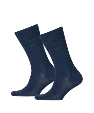 
Tommy Hilfiger Sokken 2-pack voor dagelijks comfort en stijl. Met een effen patroon en donkerblauwe kleur passen ze overal bij. Er zitten 2 stuks in een verpakking. Tommy Hilfiger staat voor tijdloze kwaliteit en eenvoudige elegantie. - Over het merk: De Amerikaanse college-uitstraling is het meest kenmerkend voor Tommy Hilfiger. De klassieke maar moderne kledingstukken van het merk zijn sportief, casual en gekleed!