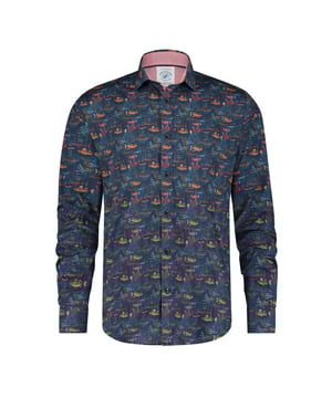 
<p>Een shirt wat niet mag ontbreken bij een fan van het label A Fish named Fred. Dit mooie heren overhemd met lange mouwen heeft een allover dessin van vissen in de zee.</p>
<ul>
<li>Modern fit</li>
<li>97% Katoen/3% Elasthan</li>
<li>Kleurnummer: 605</li>
</ul>