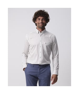 
- Over het merk: De herenkleding van Campbell is klassiek met een moderne twist voor een doelgroep die vol van het leven geniet. Campbell heeft warme trendkleuren, prints en materialen in het assortiment. De comfortabele pasvorm van de kledingstukken biedt een heerlijk draagcomfort en voldoende bewegingsruimte. Ieder kledingstuk van Campbell wordt gemaakt van hoogwaardige stoffen en is perfect afgewerkt.