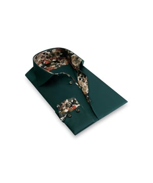 
<div data-content-type="html" data-appearance="default" data-element="main">Een effen diep groen hemd met de Circle of Gentlemen details in de kraag en manchetten. Afgewerkt met real horn knopen. 97% katoen / 3% elastan.</div>