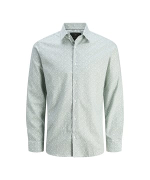 
Dit prachtige mint kleurige overhemd van Jack en Jones is een must-have voor elke stijlvolle heer. Gemaakt van 100% katoen, biedt dit overhemd niet alleen comfort, maar ook een verfijnde uitstraling. De licht getailleerde pasvorm zorgt voor een moderne en slanke look, terwijl de lange mouwen perfect zijn voor koudere dagen. Het overhemd is voorzien van een subtiele knoopsluiting en een klassieke kraag, die zorgen voor een tijdloze en elegante uitstraling. Draag het met een chino voor een casual look of met een pantalon voor een meer formele gelegenheid. Dit overhemd is een veelzijdige toevoeging aan elke herengarderobe en een blijvende investering in stijl en comfort. Bestel nu en vul je kledingkast aan met dit prachtige item van Jack en Jones.
