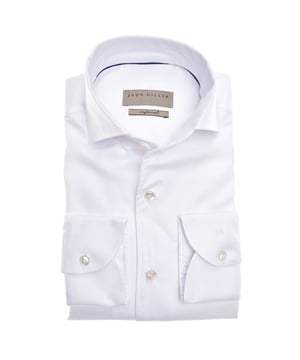 
Het Informal overhemd van John Miller mag niet ontbreken in jouw collectie! Door de mooie kleur, tailored fit, enkele manchet en JM details op de borst, dit hÃ©t overhemd voor jou! Je kunt het overhemd op meerdere gelegenheden dragen.