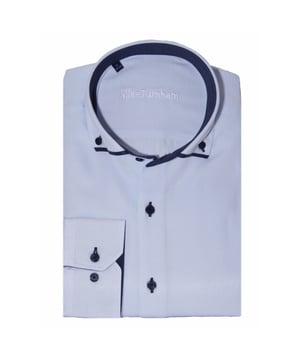 
<p>Mooi heren overhemd van Mike Turnham met lange mouwen. Dit vlotte heren overhemd heeft een contrast rand aan de kraag en in de boord en manchetten.</p>
<ul>
<li>Modern fit</li>
<li>67% Katoen/ 33% Polyester</li>
</ul>