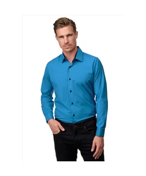 
<p>Heren overhemd van het merk Rusty Neal. Deze nette <a href="https://italian-style.nl/heren/italiaanse-overhemden">slim fit overhemden</a> hebben een zakelijke uitstraling, maar zijn ook zeer geschikt als vrijetijdskleding. Het basic heren overhemd voor mannen heeft een slim fit pasvorm. Het overhemd is voorzien van een zwarte binnenboord. Ook is de binnenkant van de manchet zwart van kleur. Tevens zijn de knopen van de blouse zwart.</p>
<p>Materiaal: 60% katoen, 37% Polyester, 3% Elastan<br />
Kleur: Petrol blauw<br />
Pasvorm: Slim fit</p>
<p><img class="alignnone size-full wp-image-69519" src="https://italian-style.nl/wp-content/uploads/2020/10/maattabel-rusty-neal-r-44-heren-overhemden.jpg" alt="" width="700" height="698" /></p>