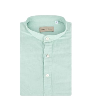 
John Miller - Overhemd LM combineert stijl en comfort met een frisse groene tint. Dit business overhemd heeft lange mouwen en een klassieke kraag. Gemaakt van ademend katoen, biedt het een luxe gevoel voor dagelijks gebruik. Het is perfect voor wie er verzorgd uit wil zien zonder in te boeten op comfort. John Miller staat voor verfijnde herenkleding met oog voor detail en kwaliteit, ideaal voor de moderne professional.