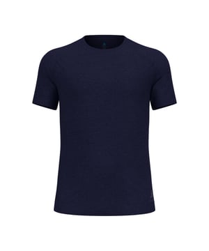 
Het ODLO Active 365 Linencool T-shirt is licht, koel en zacht. Je ideale partner voor warme runs, pilates of gewoon voor elke dag. Het T-shirt is gemaakt van 82% gerecycled polyester jacquard jersey en natuurlijk linnen. Het ademende mesh knit materiaal wordt zo gecombineerd met de natuurlijke voordelen van linnen. Dit shirt is gemaakt in ODLO's eigen fabriek in Europa. Het is afgewerkt met ZeroScent, een bio-based anti-microbiële behandeling die geurtjes en de ophoping van bacteriën beperkt. Verkrijgbaar in vier kleuren.