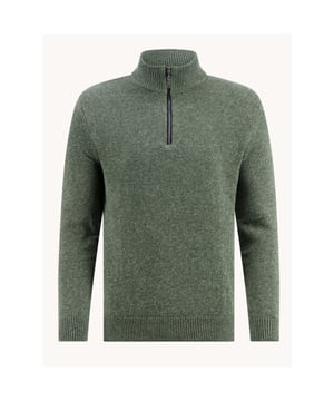 
<p>Casual heren trui met een staande kraag voorzien van een ritssluiting.</p>
<ul>
<li>Modern fit</li>
<li>60% Katoen/ 40% Acryl</li>
<li>Kleurnummer: 205</li>
</ul>