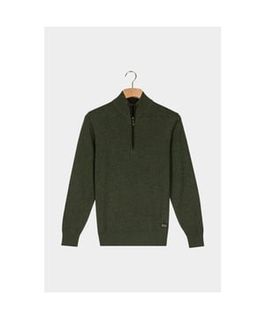 
Baileys Half Zip Groen Pullover 1/2 zip all-over 2- 528409/795 met artikelcode528409/795 .  van het materiaal 100% Katoen. Extra specificaties: , , , , kleur Groen.