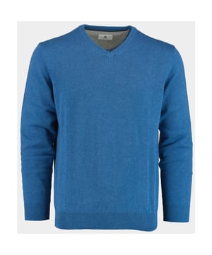 
Bos Pullover Blauw Cotton Regular Fit kobalt 518100CCT-13/655 met artikelcode518100CCT-13/655 .  van het materiaal 100% Katoen. Extra specificaties: , , , , kleur Blauw.