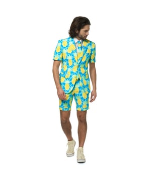 
Op zoek naar een coole maar tropische outfit? We hebben een exotisch sausje over dit stijlvolle ananas zomerpak gegooid. Of je nu naar een tropisch resort, een festival of een feestje in de stad gaat, dit frisse en fruitige zomerpak is dÃ© outfit voor elke zonnige gelegenheid.