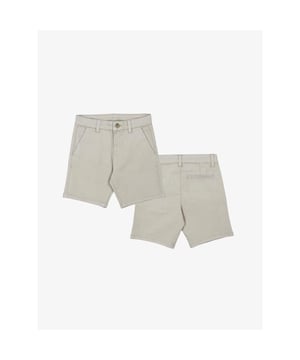 
Een mooie nette linnen chino short in de kleur beige. Deze jongens kort kinderkleding van Mayoral is verkrijgbaar vanaf maat 92 r/m maar 140.