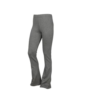 
KIEstone Meisjes flair broek - Flair - Antraciet krijtstreep

Materiaal 65%VI 20%PA 10%PL 5%EA
