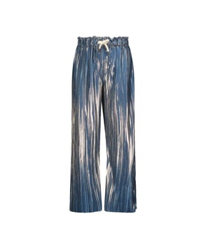 
Like Flo zomer broek meisjes - navy blauw - metallic, plisse - Fenna

Materiaal 100% polyesther